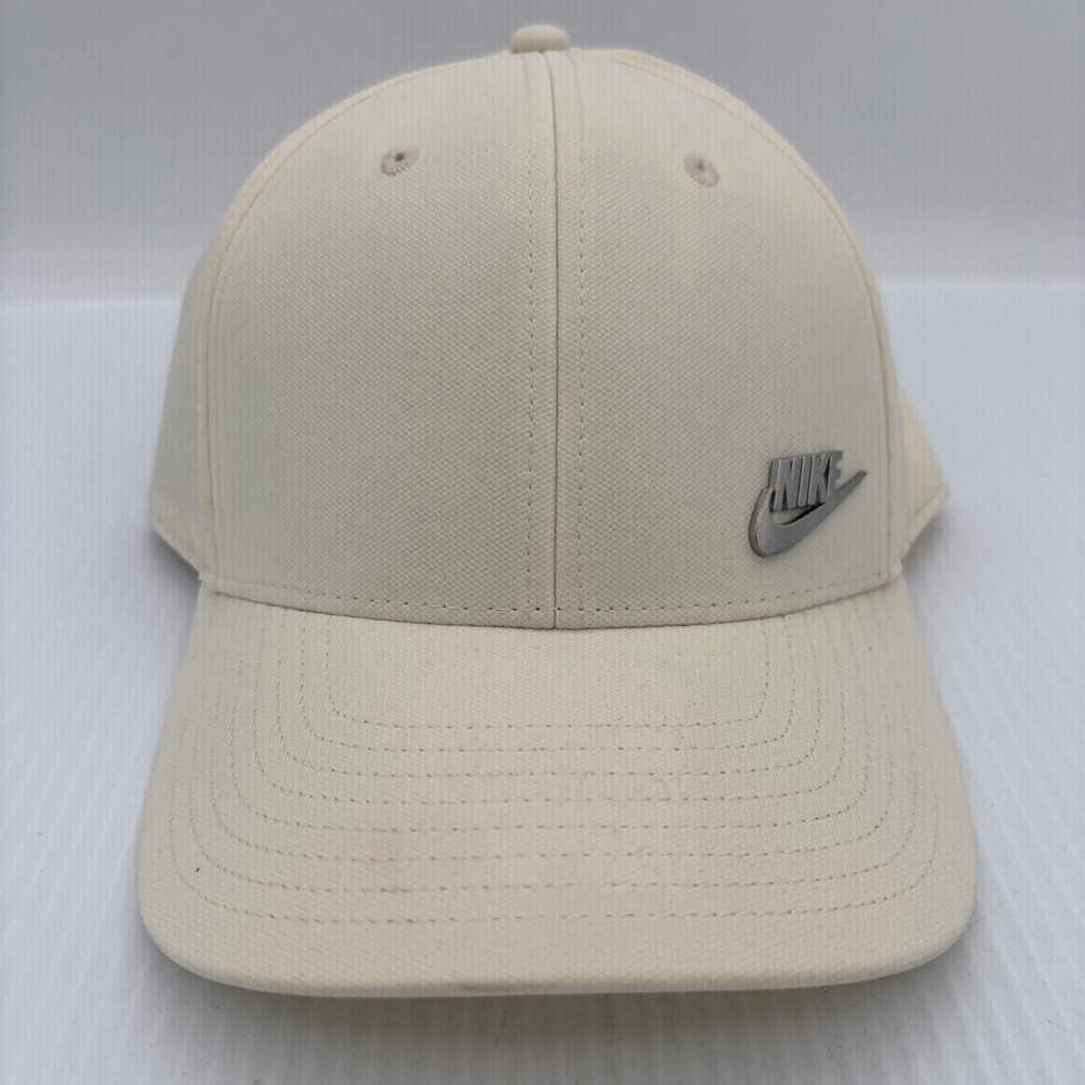 Nike Dri-FIT Club Baseball Cap Ivory Solid Casual Unisex Adults M/L